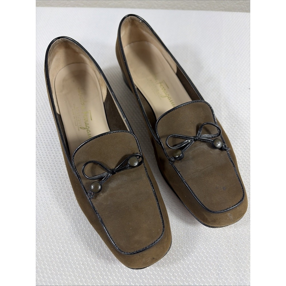 Salvatore Ferragamo Women's Brown Suede Tassel Block Heel Loafer sz 7.5B